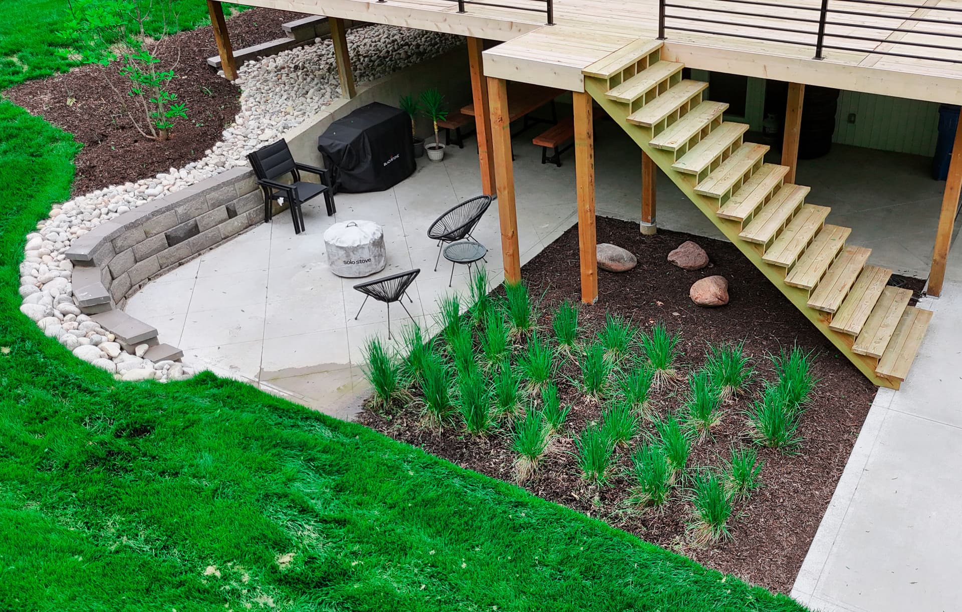 Gallery photos for Beautiful Backyard Makeover and Precision Lawn Care in Kansas City: Image #9